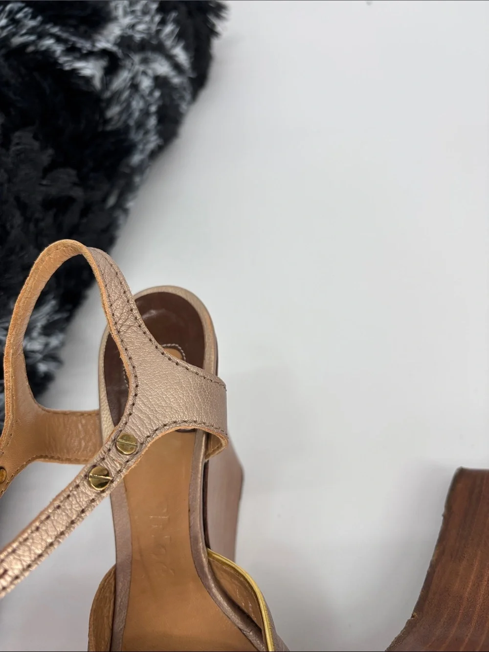 Chloe leather Metallic Peep Toe Ankle Strap Wooden Wedge rare sandal shoes 36